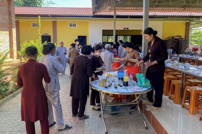 One-Day Peaceful Retreat at Suoi Phap Pagoda