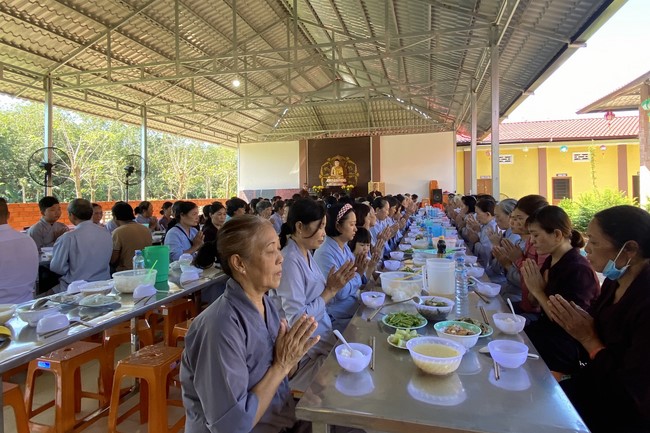 One-Day Peaceful Retreat at Suoi Phap Pagoda