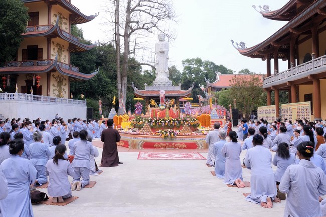 Chùa Cổ Am: Lễ quy y Tam bảo lần 1 năm 2022