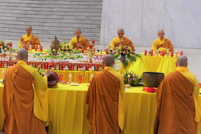 Chùa Cổ Am: Lễ quy y Tam bảo lần 1 năm 2022