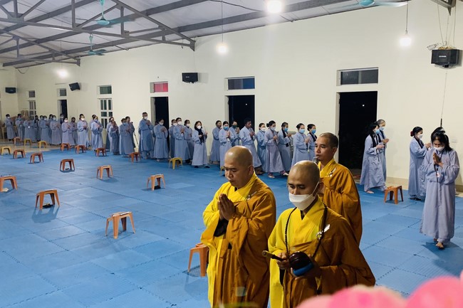 Chùa Đống Cao: Ngày thứ Ba Khóa tu Học Theo Hạnh Phật lần 16