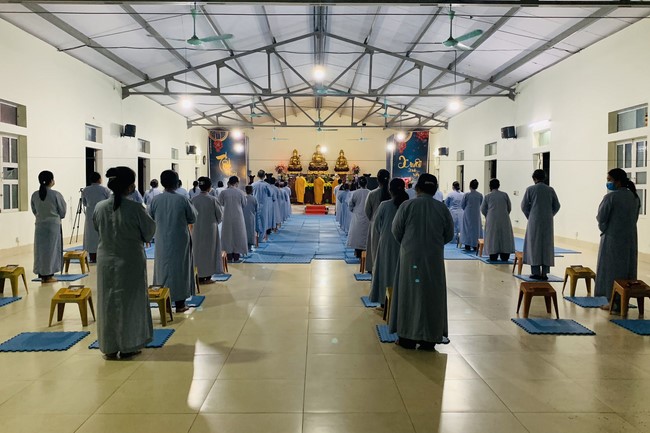 Chùa Đống Cao: Ngày thứ Ba Khóa tu Học Theo Hạnh Phật lần 16