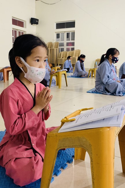 Chùa Đống Cao: Ngày thứ Ba Khóa tu Học Theo Hạnh Phật lần 16