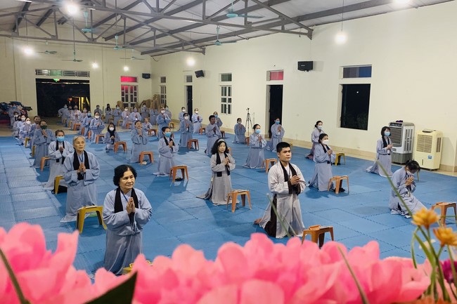 Chùa Đống Cao: Ngày thứ Ba Khóa tu Học Theo Hạnh Phật lần 16