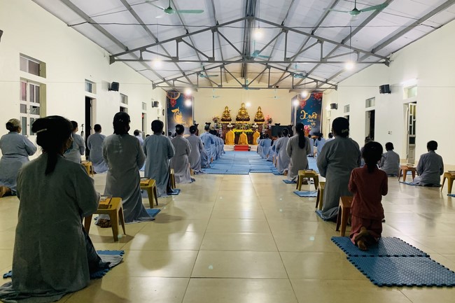 Chùa Đống Cao: Ngày thứ Ba Khóa tu Học Theo Hạnh Phật lần 16