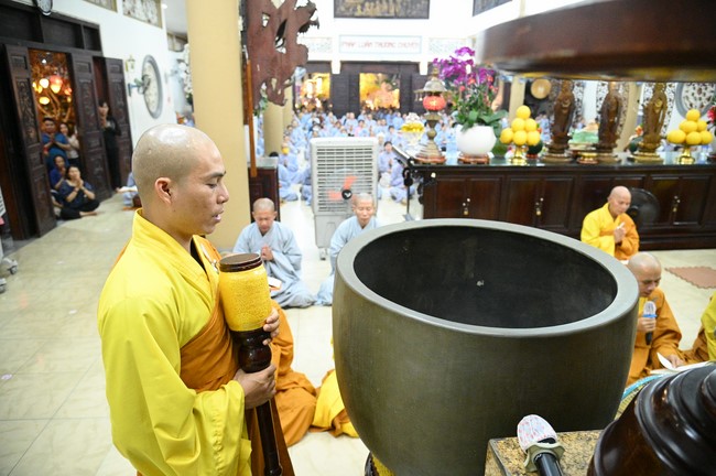 Lễ sám hối 14/01 Ất Tỵ