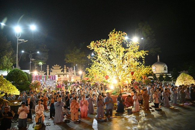 Lễ sám hối 14/01 Ất Tỵ