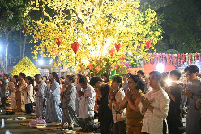 Lễ sám hối 14/01 Ất Tỵ