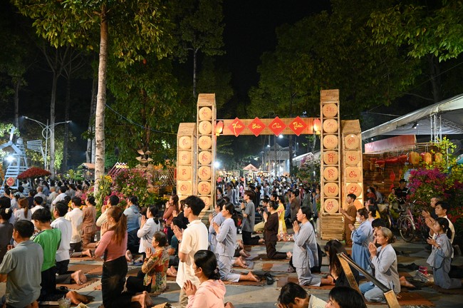 Lễ sám hối 14/01 Ất Tỵ