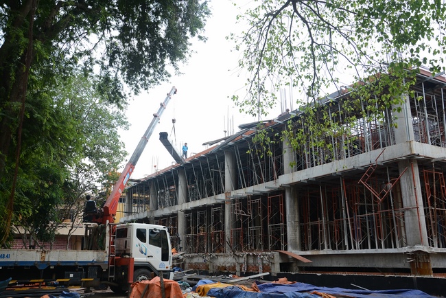 Concrete Pouring the 3rd Floor of the Multifunctional Building