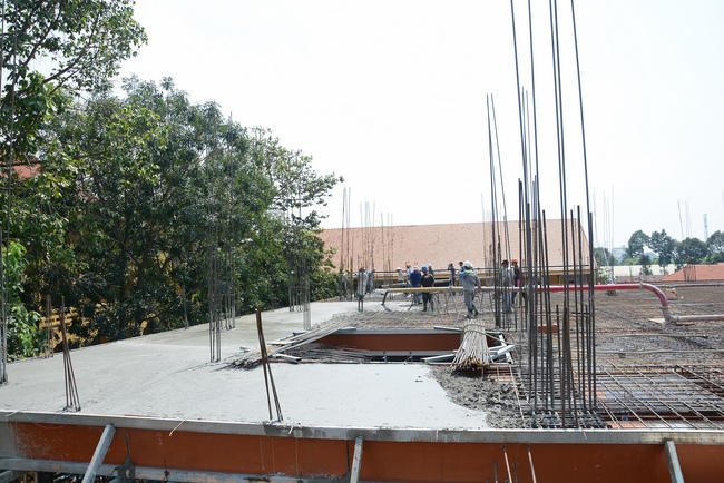 Concrete Pouring the 3rd Floor of the Multifunctional Building