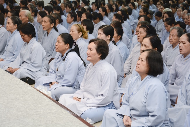 Tu niệm Phật một ngày