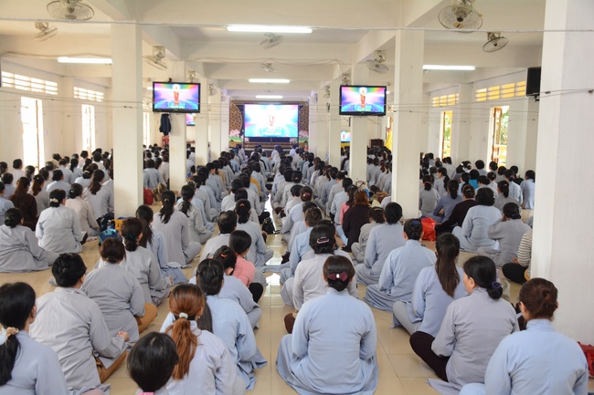 Tu niệm Phật một ngày