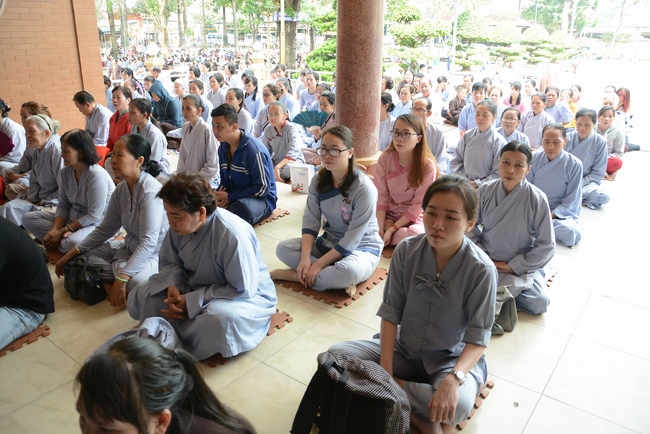 Tu niệm Phật một ngày