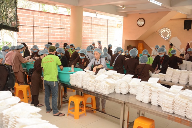 Tu niệm Phật một ngày