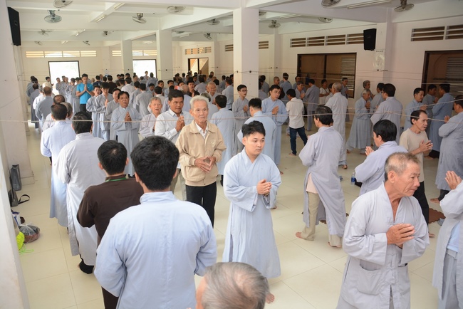 Tu niệm Phật một ngày