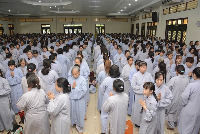 Tu niệm Phật một ngày