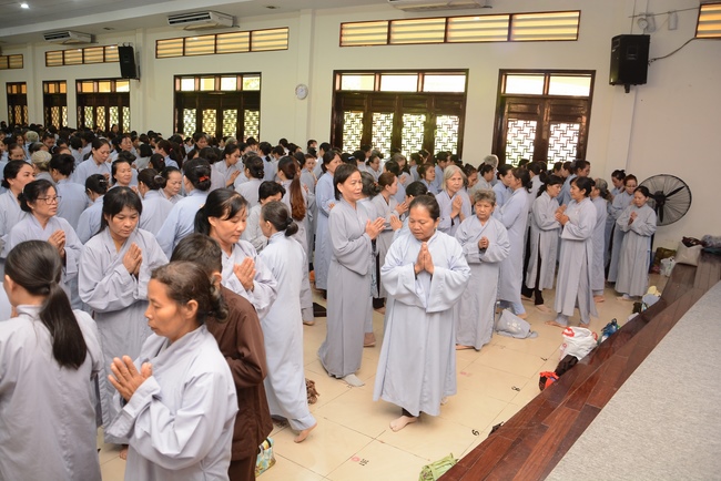 Tu niệm Phật một ngày