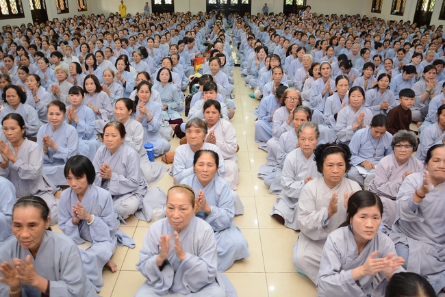 Tu niệm Phật một ngày