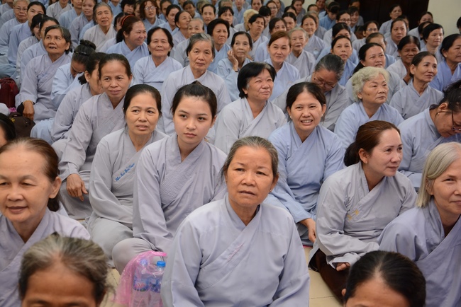 Tu niệm Phật một ngày