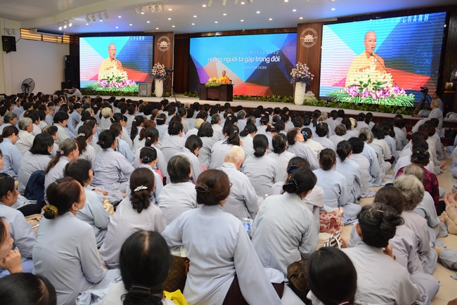 Tu niệm Phật một ngày