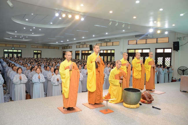 Tu niệm Phật một ngày