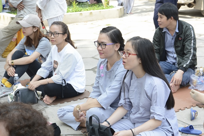 Tu niệm Phật một ngày