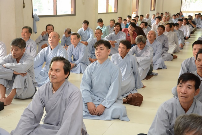 Tu niệm Phật một ngày