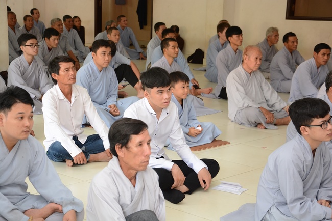 Tu niệm Phật một ngày