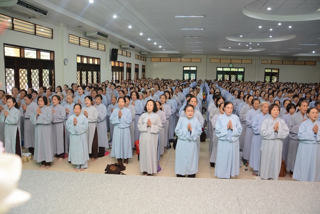 Tu niệm Phật một ngày