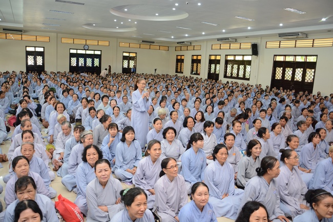 Tu niệm Phật một ngày