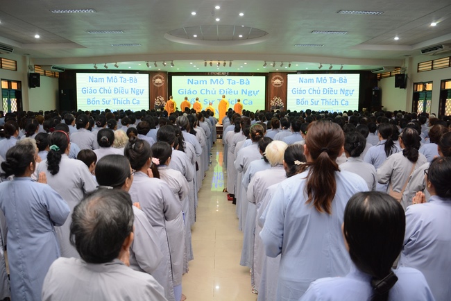 Tu niệm Phật một ngày