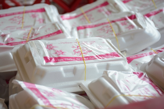 Tu niệm Phật một ngày