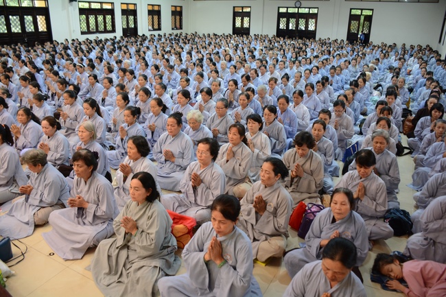 Tu niệm Phật một ngày