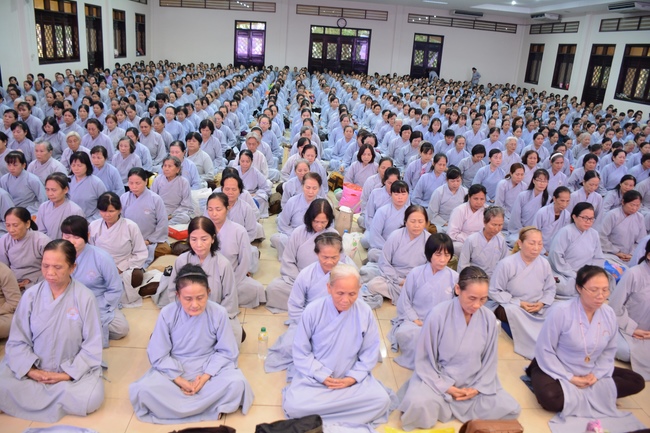 Tu niệm Phật một ngày