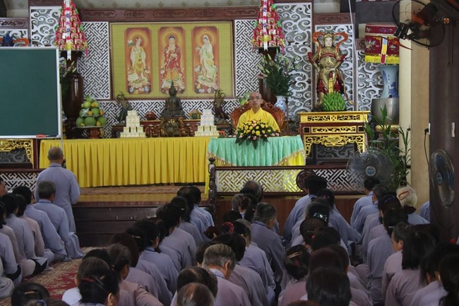 The retreat One peacefulness day in September at Hoa Phuc Pagoda – Hanoi