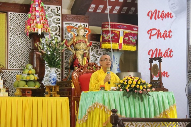 The retreat One peacefulness day in September at Hoa Phuc Pagoda – Hanoi