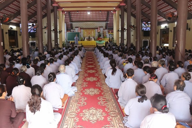 The retreat One peacefulness day in September at Hoa Phuc Pagoda – Hanoi