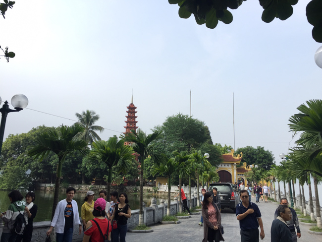 Tham quan danh lam thắng cảnh tại Hà Nội