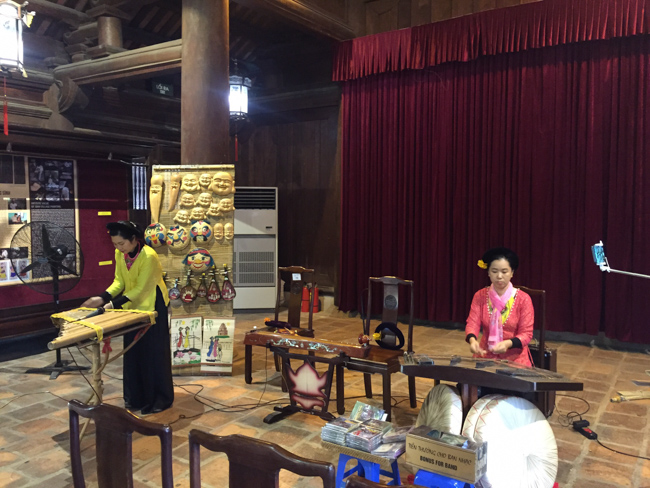 Tham quan danh lam thắng cảnh tại Hà Nội