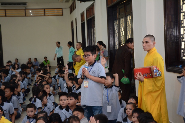 Khóa tu thiếu nhi “Em Về Bên Phật”