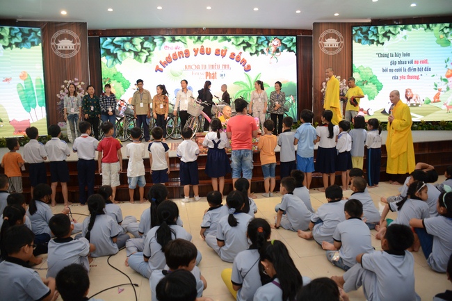 Khóa tu thiếu nhi “Em Về Bên Phật”