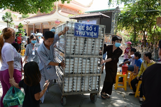 Khóa tu thiếu nhi “Em Về Bên Phật”