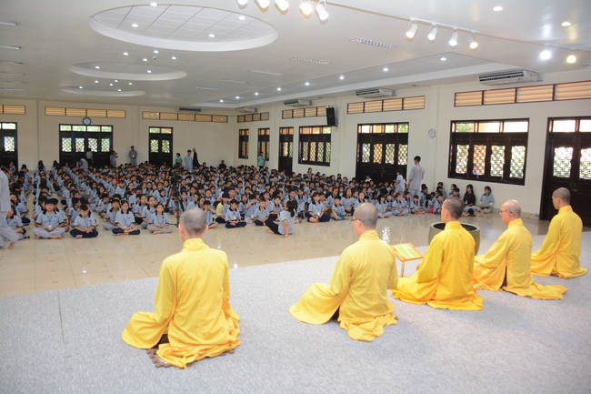 Khóa tu thiếu nhi “Em Về Bên Phật”