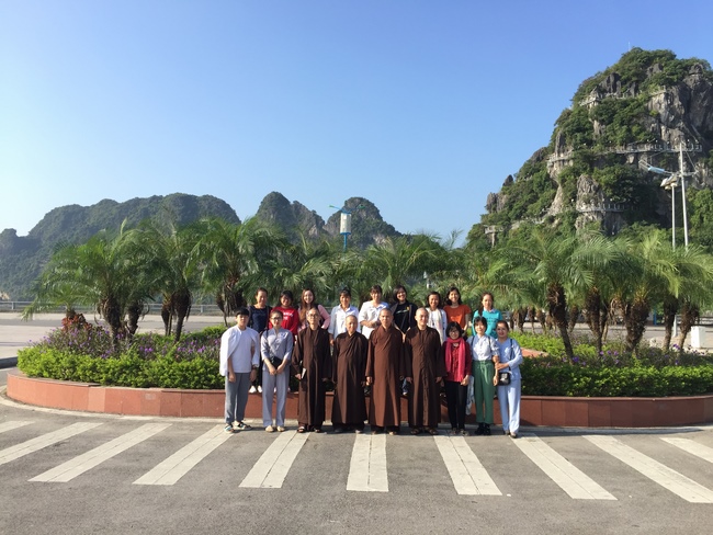 Tham quan danh lam thắng cảnh tại Quảng Ninh (phần 1)