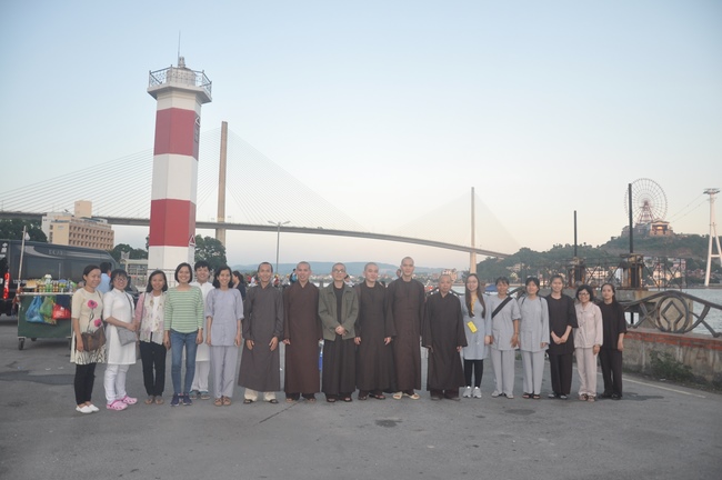 Tham quan danh lam thắng cảnh tại Quảng Ninh (phần 1)