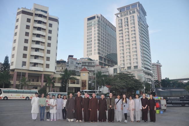 Tham quan danh lam thắng cảnh tại Quảng Ninh (phần 1)