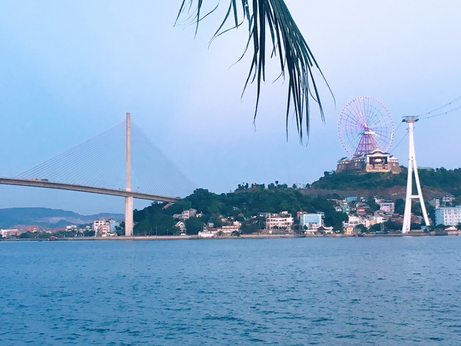 Tham quan danh lam thắng cảnh tại Quảng Ninh (phần 1)