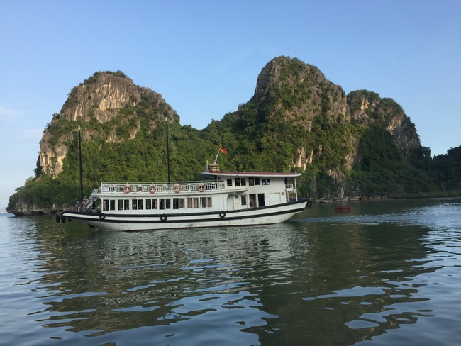 Tham quan danh lam thắng cảnh tại Quảng Ninh (phần 1)