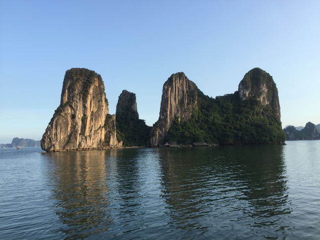 Tham quan danh lam thắng cảnh tại Quảng Ninh (phần 1)